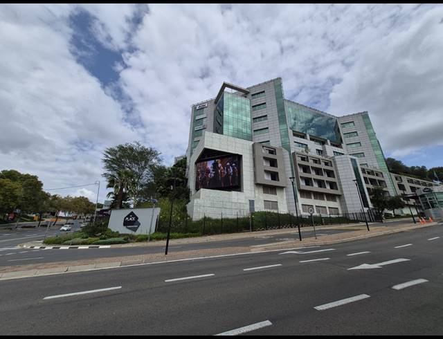 366M² OFFICE TO LET IN SANDTON CENTRAL